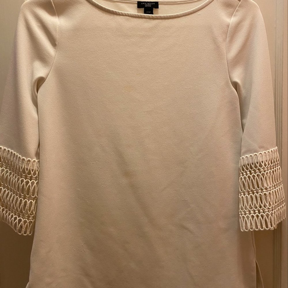 Lace sleeve cream top xxsp Ann Taylor